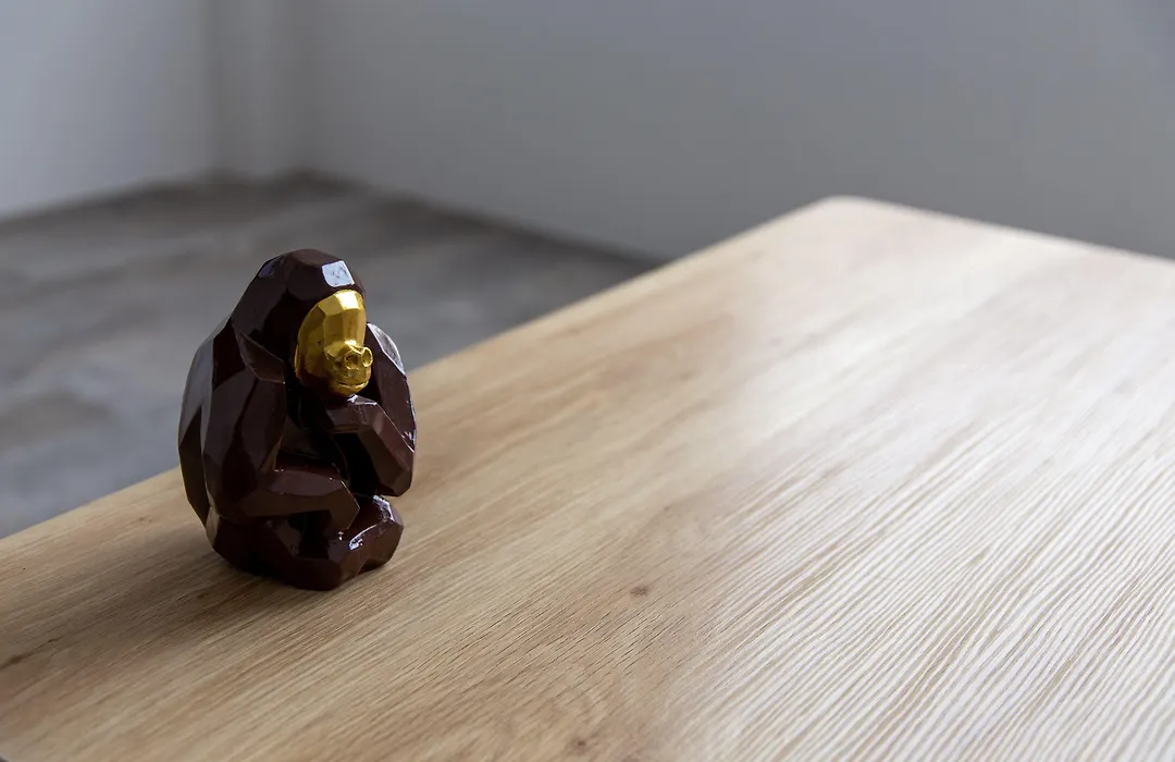 Guest House Gorilla!-1